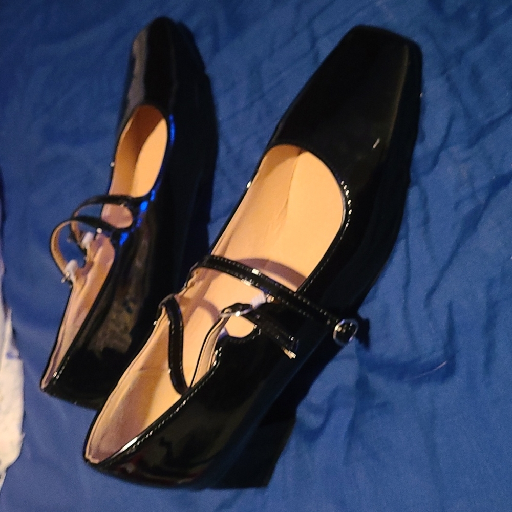 Black chunky heel